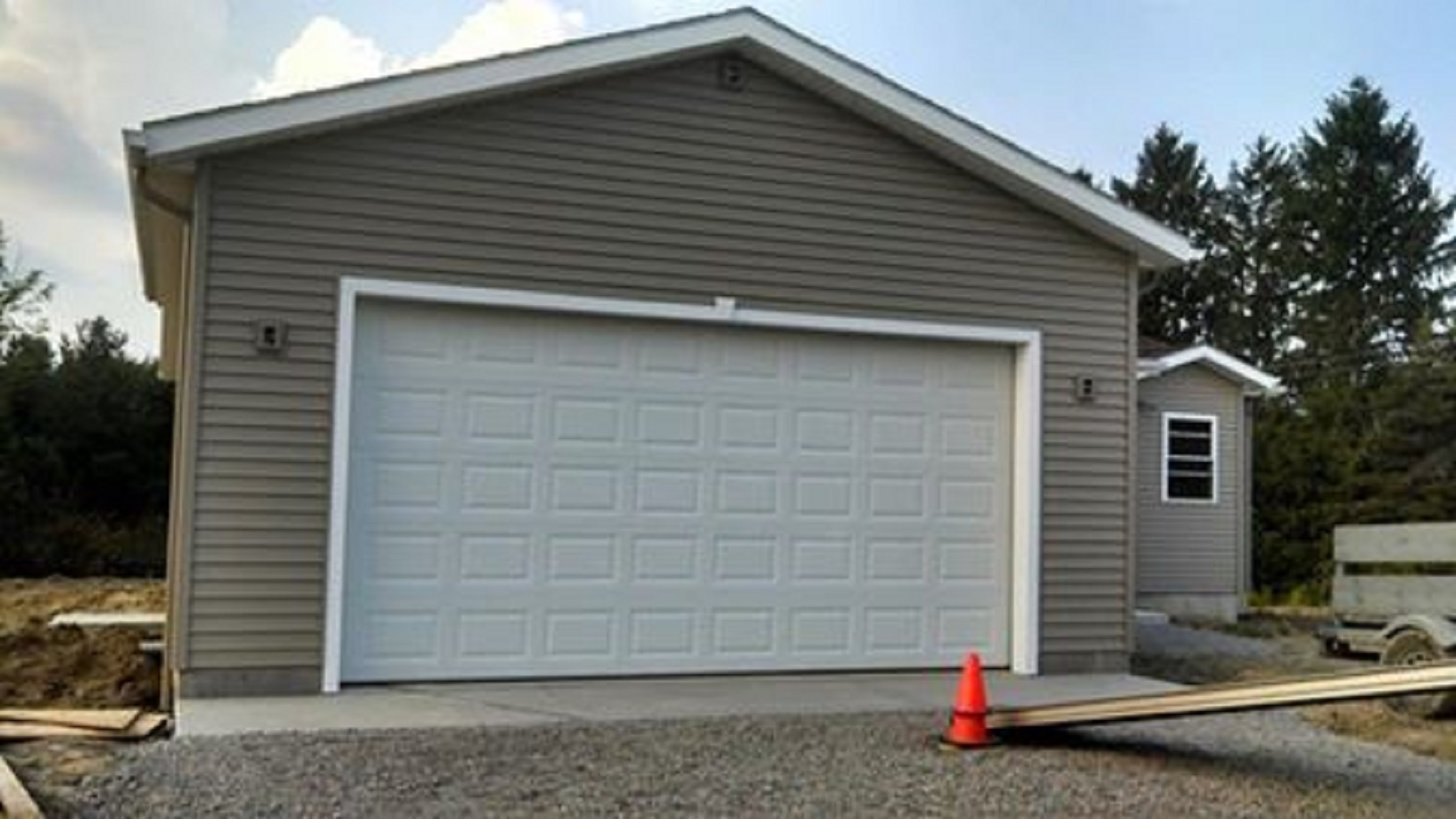 Home & Roofing Contractors in Western, NY